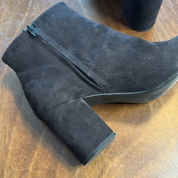 American Eagle Outfitters crazy beautiful worn twice booties - Picture 6 of 7
